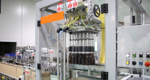 음료 밀봉 기계.jpg